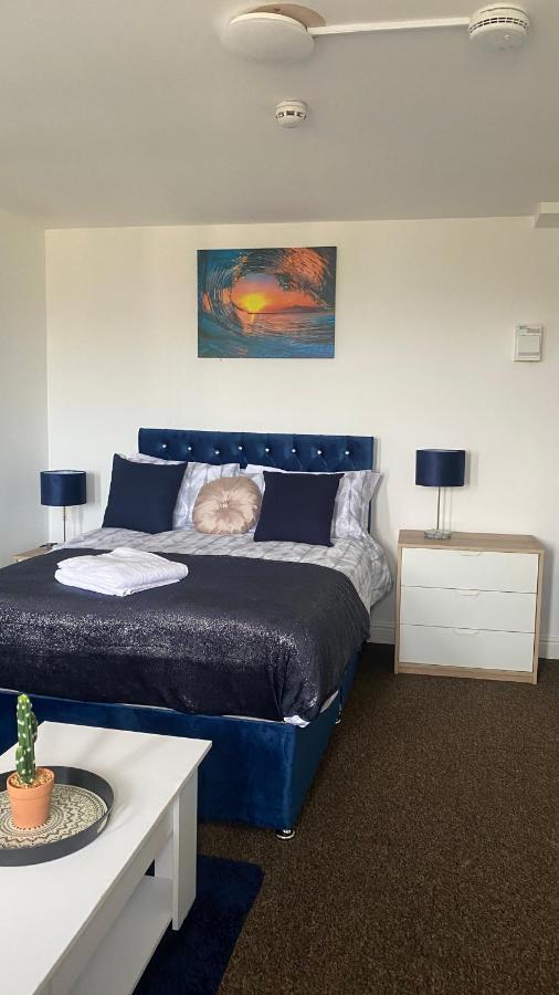 Bv Cosy Studio Eleven At Deighton Huddersfield Appartement Buitenkant foto